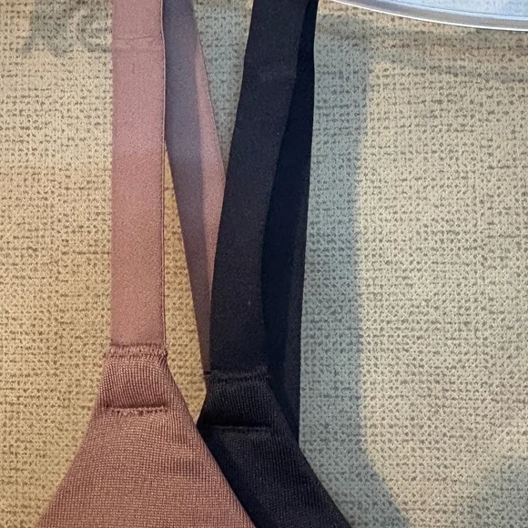 Vanity Fair Teens Wirefree Tan & Black Bra - Picture 7 of 11